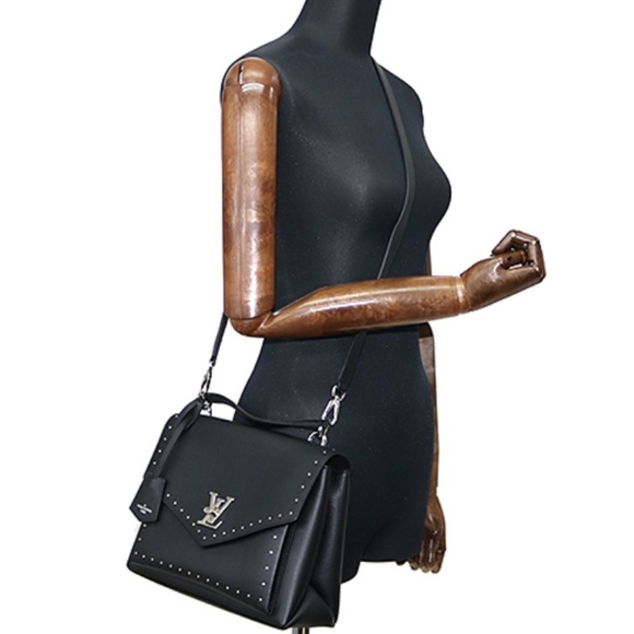 Louis Vuitton MYLOCKME Studs Like NEW - Picture 1 of 8